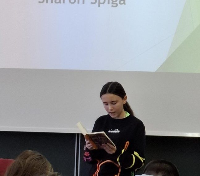 Krönung des Vorlesekönigs am bundesweiten Vorlesetag 